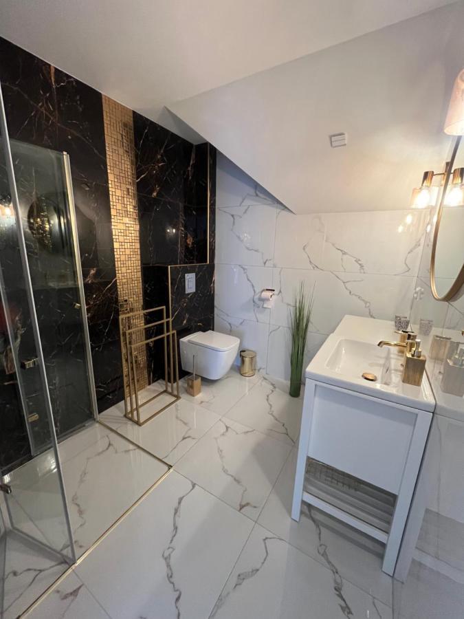 Golden Residence Leba Bagian luar foto