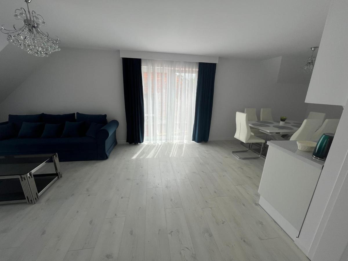 Golden Residence Leba Bagian luar foto